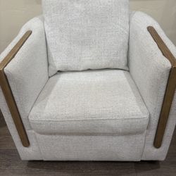 Thomasville Swivel Chair  