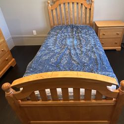 Young America Twin Bed