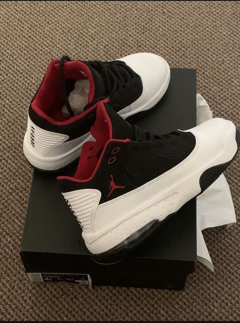 Jordan Max Aura 2