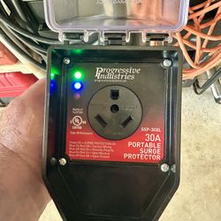 RV 30 AMP SURGE PROTECTOR 