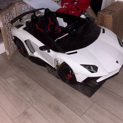 Kids Lambo Car Ride 