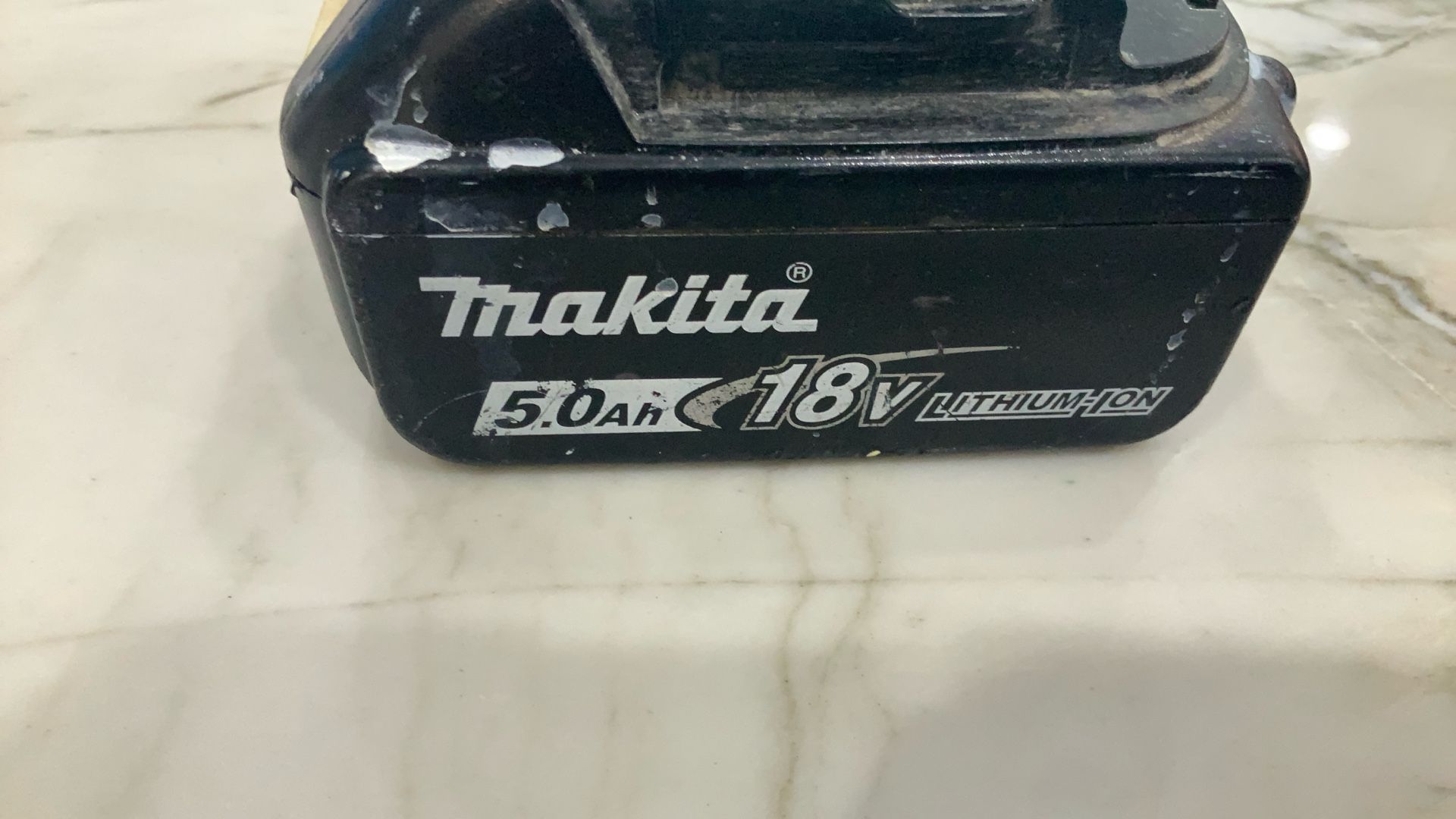 Makita 18V Battery Works And Holds A Charge