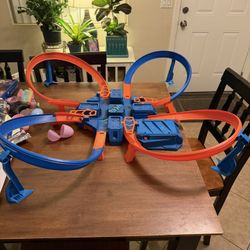 Hot Wheels Track Set