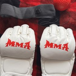 MMA Gloves + Reflex Ball Trainer- BRAND NEW 30$