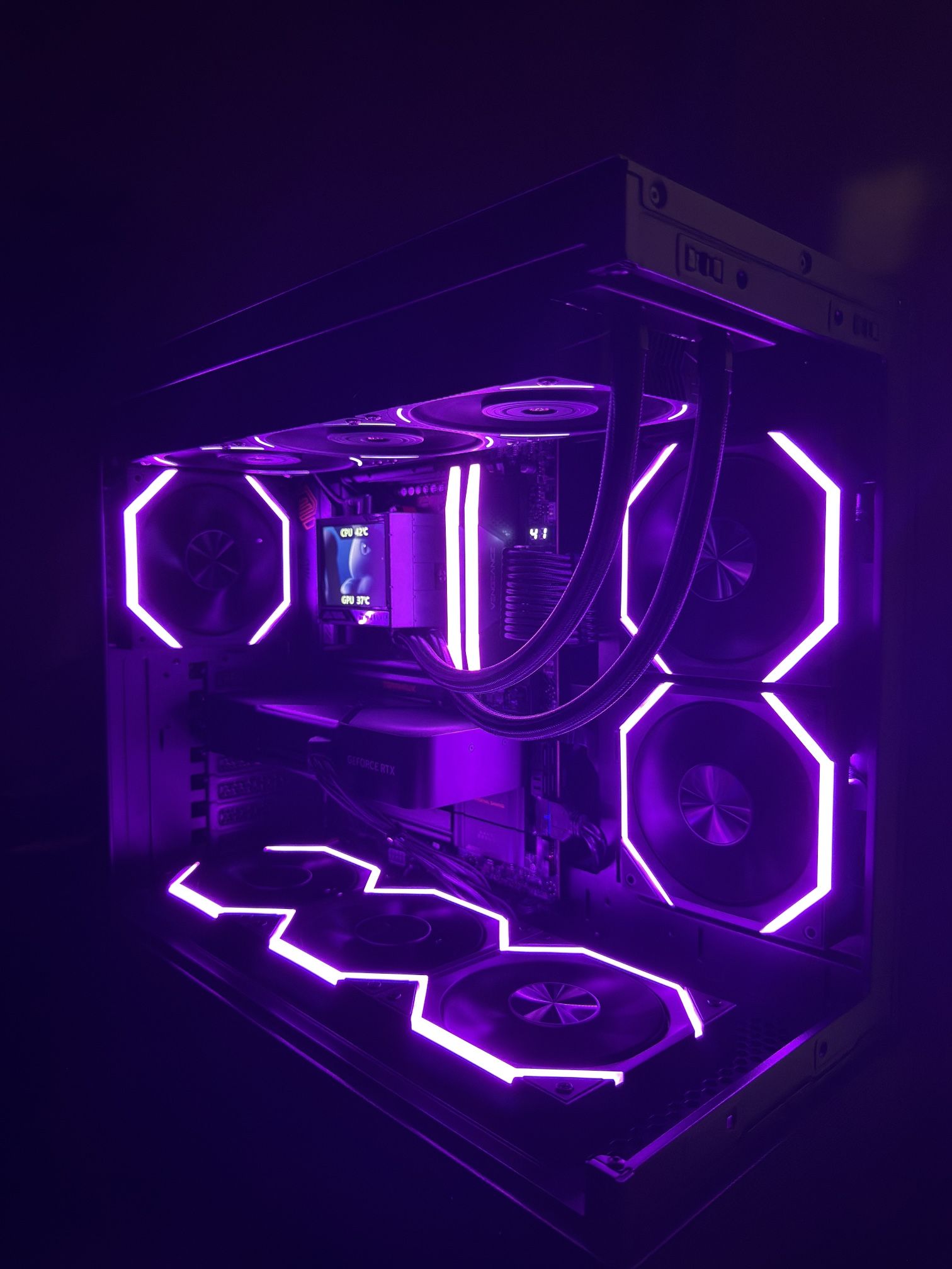 Gaming Pc Ryzen 7 7700X And Rtx 5070 12gb