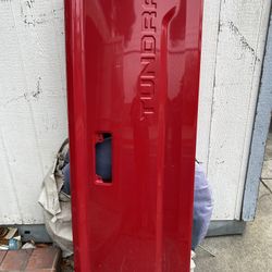 Toyota Tundra Tailgate 2014-2021