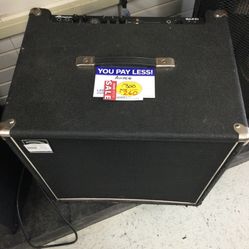 Ampeg  Bass Amp