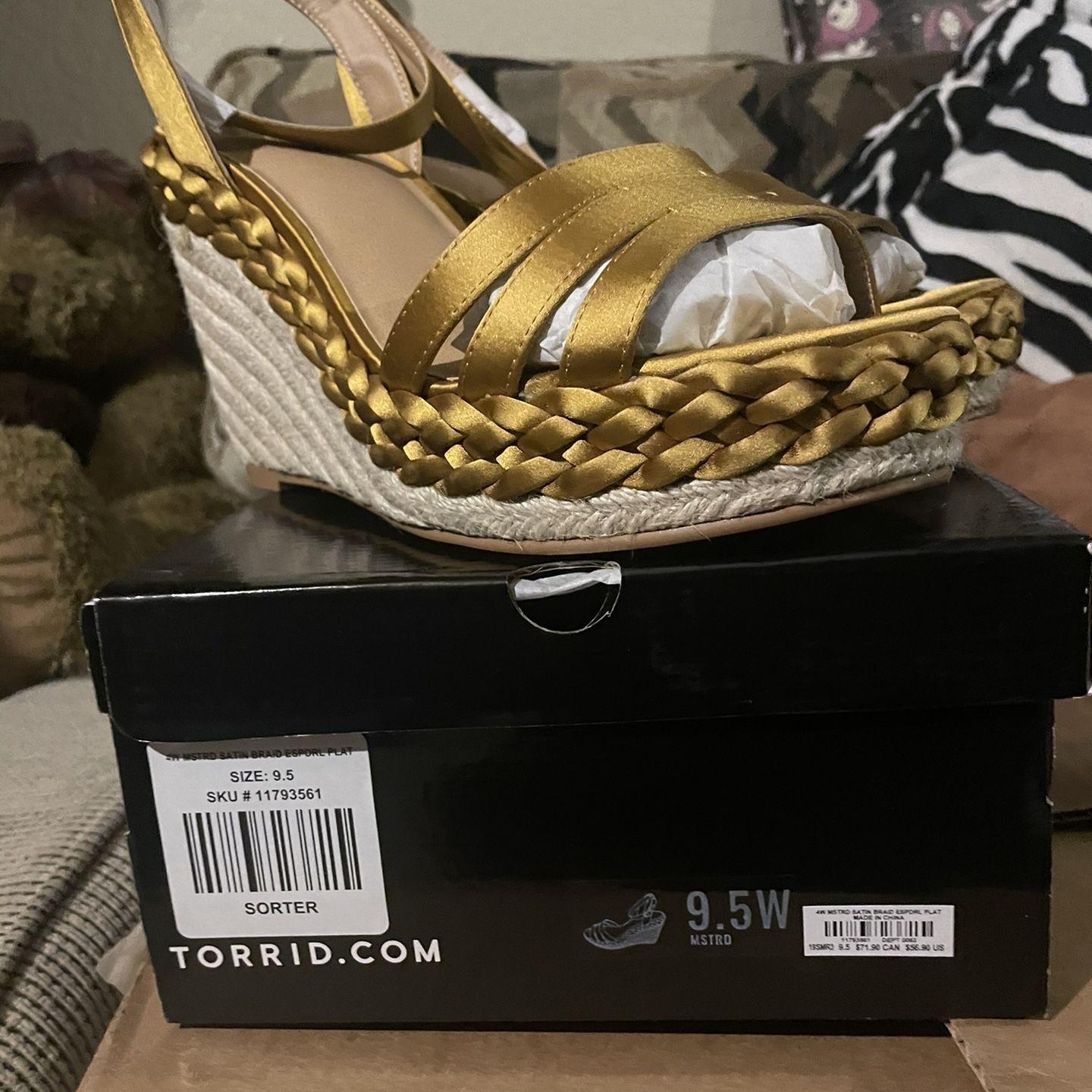 Torrid New Gold Yellow Sandals 9.5W
