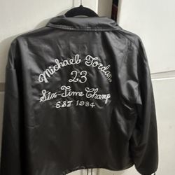 Unisex  Size Large 🖤🖤🖤