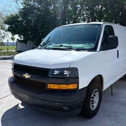 2018 Chevrolet Express 2500