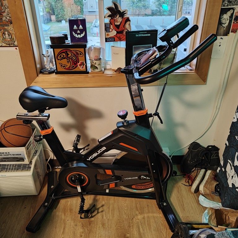 Yosuda Stationary Exercise Bike, Only Used Three Times, Basically Brand New.