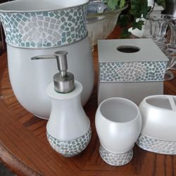 Bathroom Set