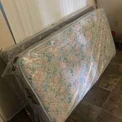 Twin Size Mattress With Box Spring 