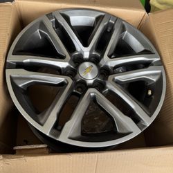 2015-2022 Chevy Colorado rims 18x8.5 no damage 250$ Set of 4