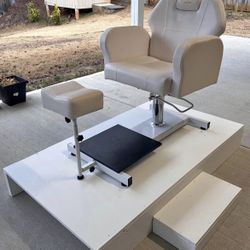 Plumbing-Less Adjustable Pedicure Chair + Platform Station