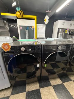 LG Washer/Dryer Set 🌼