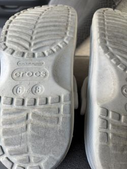 Crocs Size 8