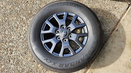 2025 TOYOTA 4RUNNER WHEELS SET of 4
