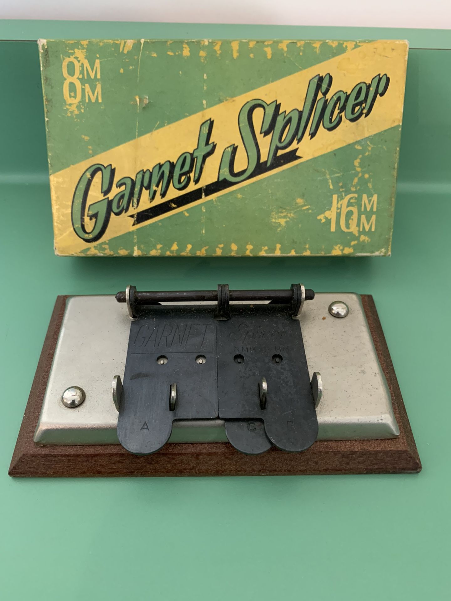 Garnet Film Splicer for 8mm and  16mm Film 