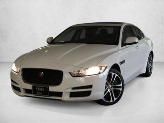2017 Jaguar XE