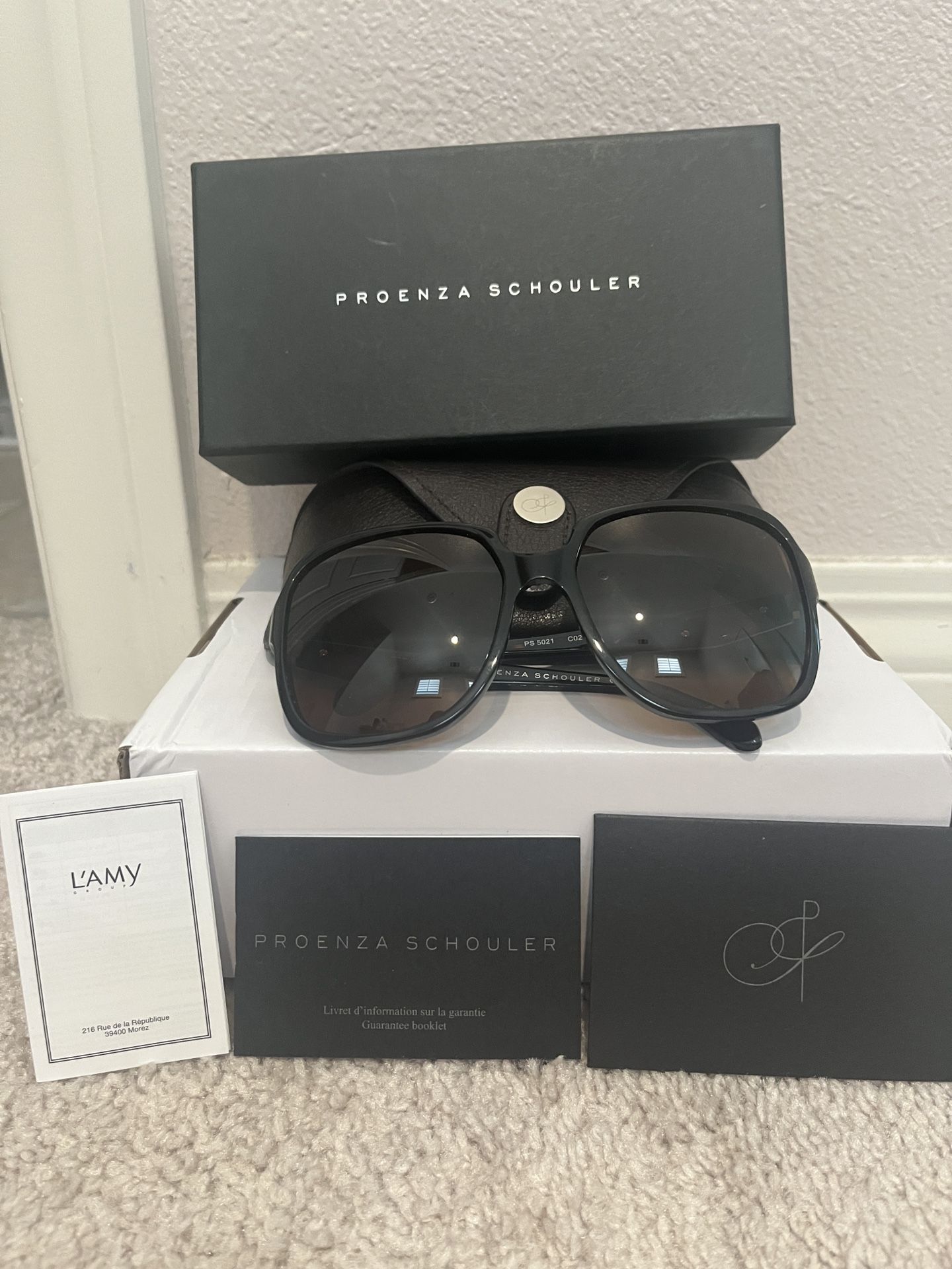 Proenza Schouler Women Sunglasses display picture 3