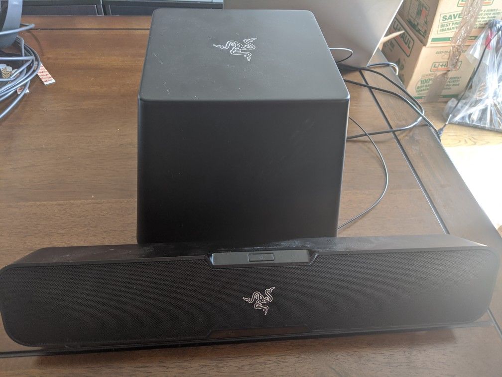 Razer Leviathan 5.1 Gaming Speaker and Sub