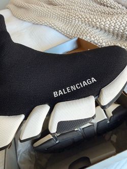 BALENCIAGA