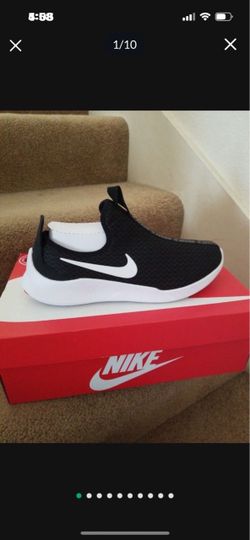 WOMENS NIKE VIALE SLIP ON SHOES SZ 10 NEW