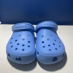 Crocs Blue Size 7 Mens/ Womens 9