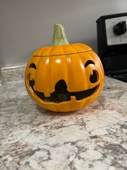 vintage ceramic Halloween jack-o'-lantern luminary/candle holder