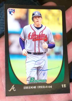 2011 Bowman Freddie Freeman Autographed Rookie Card - Signed In-Person