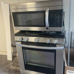 LG Stainless Gas Stove, Matching Microwave 