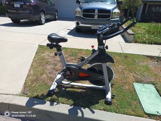 Bicicleta estática para ejercicios