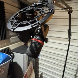 Studio condenser Mike with stand package deal