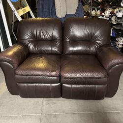 La-Z-Boy Love Seat Leather Recliner 