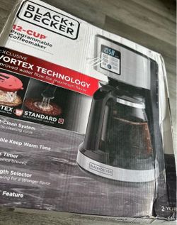 Black and Decker 12 Cup Programmable Coffeemaker New, Open Box