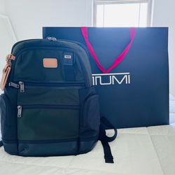 Tumi Parrish Olive Back Pack New! Medium