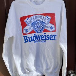  Budweiser Beer Sweatshirt.