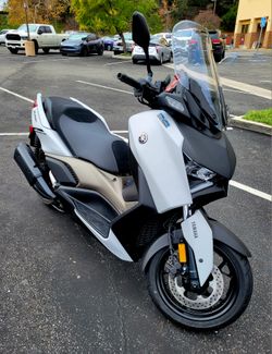 2024 Yamaha Xmax 300