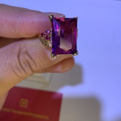 10K Yellow Gold Dark Purple Amethyst Ring