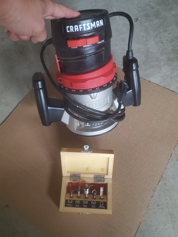 Craftsman Router + Bit 5 Piece Set