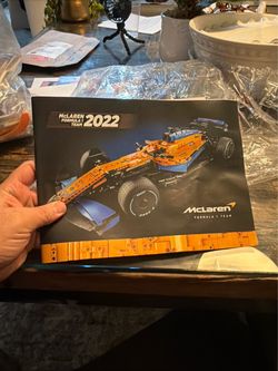 Technic 42141 McLaren Formula 1 Team 2022 F1 Race Car Retired RARE New Seal