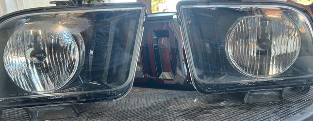 Ford Mustang Headlights&Tail lights 2004