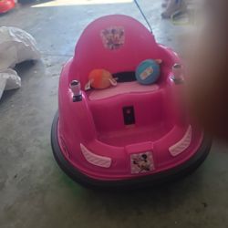 Mini Mouse Bumper Car