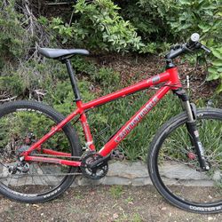 Cannondale F6 Mountain Bike With Disc brakes