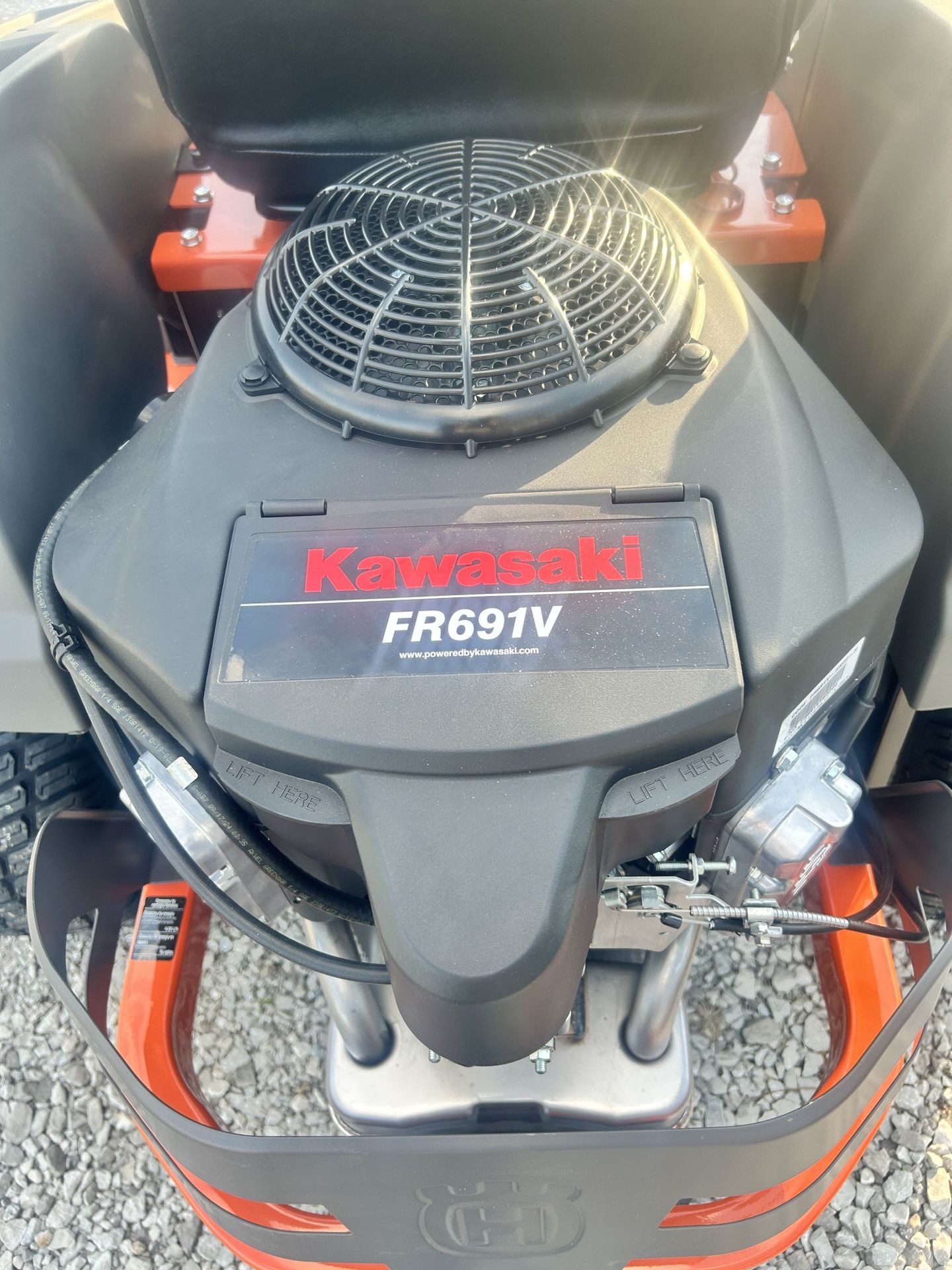 Brand New Husqvarna Z248F Zero-Turn Lawn Mower – 48” Deck – Never Used!