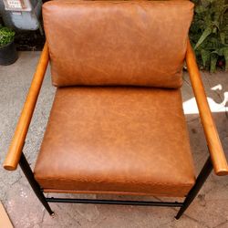 Accent Chair, PU Leather Living Room Chair Back Pillow Modern Lounge Chair Wooden Arms Metal Frame