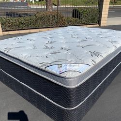 Queen Ortho Bamboo Pillow Top Mattress!!