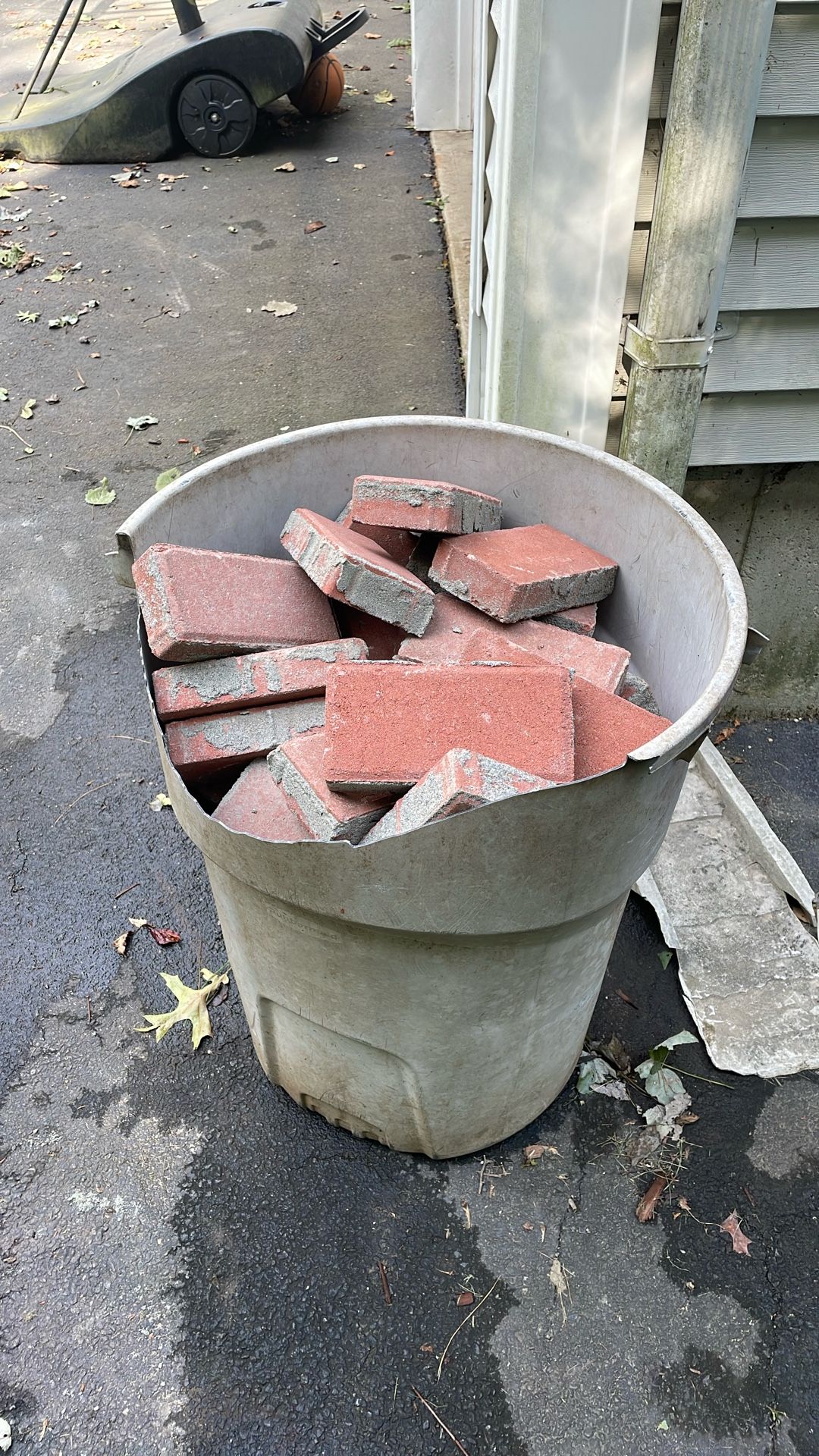 Used Bricks Free
