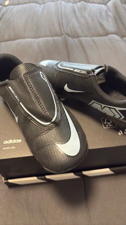 Kids Nike cleats 13c